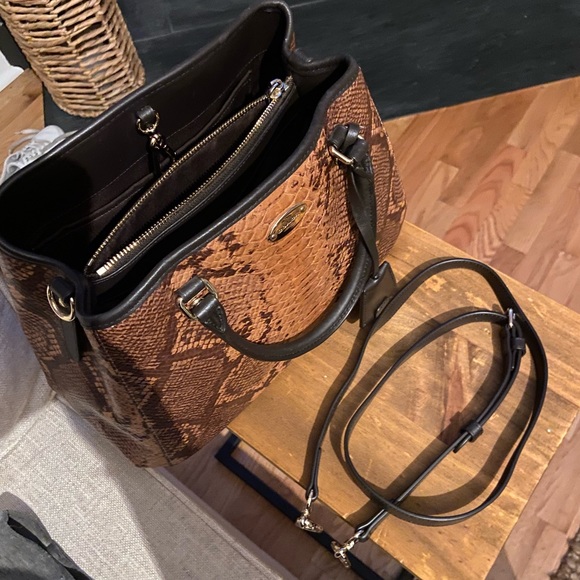 Multicolor Coach Purse with snake skin print - Picture 5 of 10